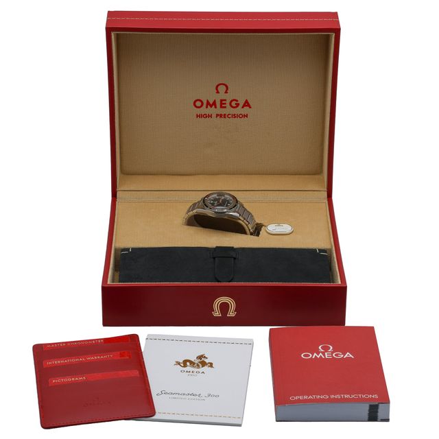 Omega Seamaster 300 234.10.39.20.01.001 Image 5